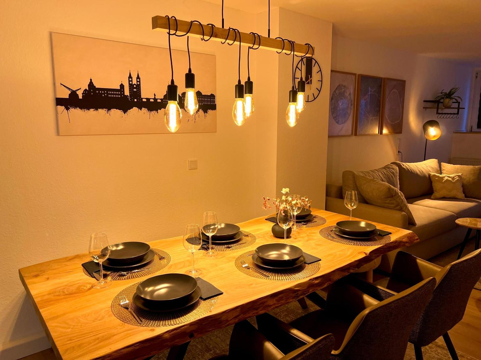 Апартаменты Main Cozy Casa Am Ringpark Free Parking Вюрцбург Экстерьер фото